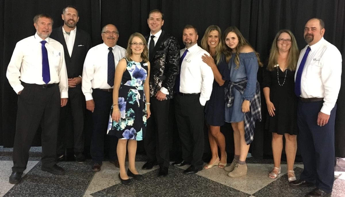 Benefit Auctioneer Sioux Falls — Jonathan Larsen on stage